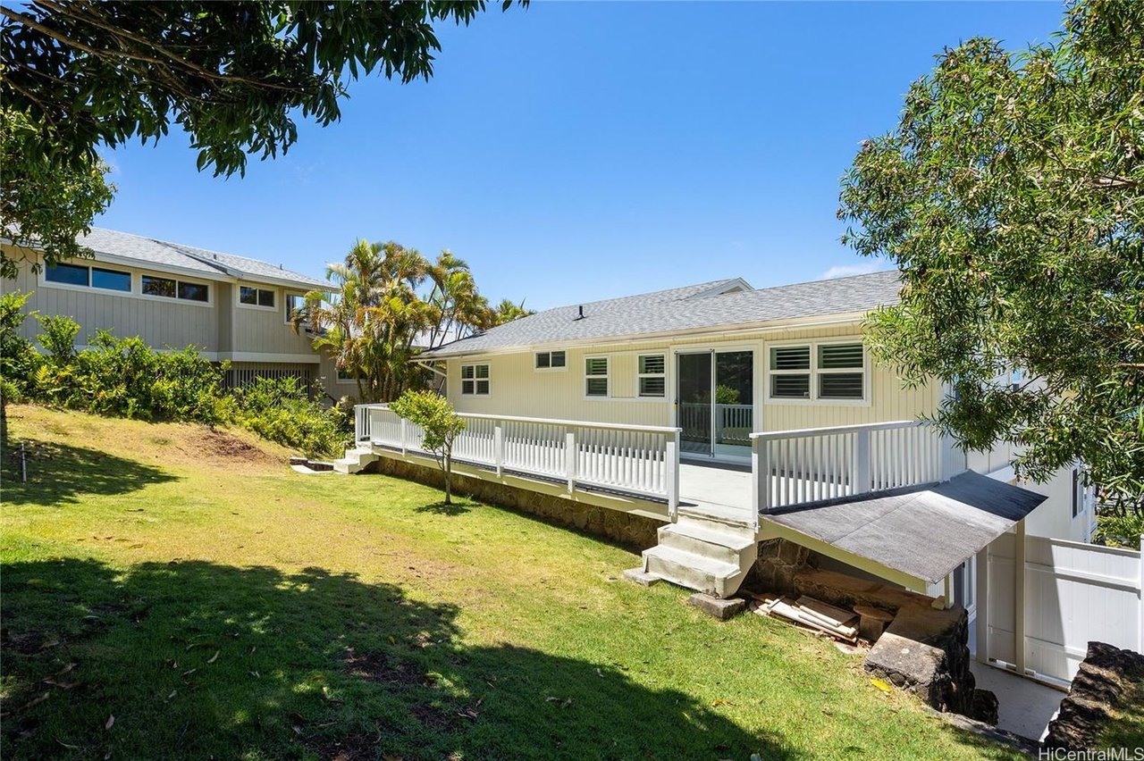 2522 Halekoa Drive