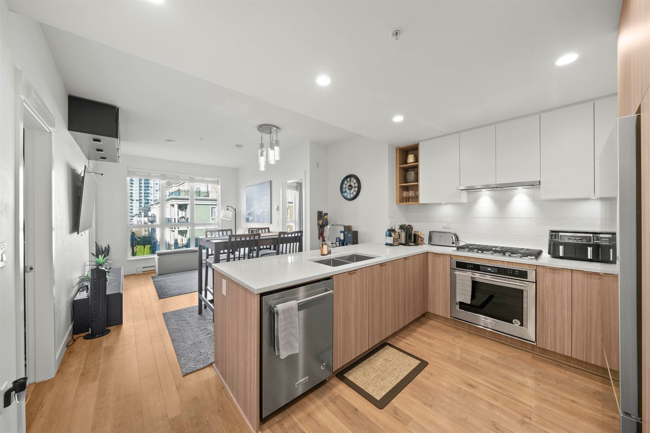 211-750 Dogwood St