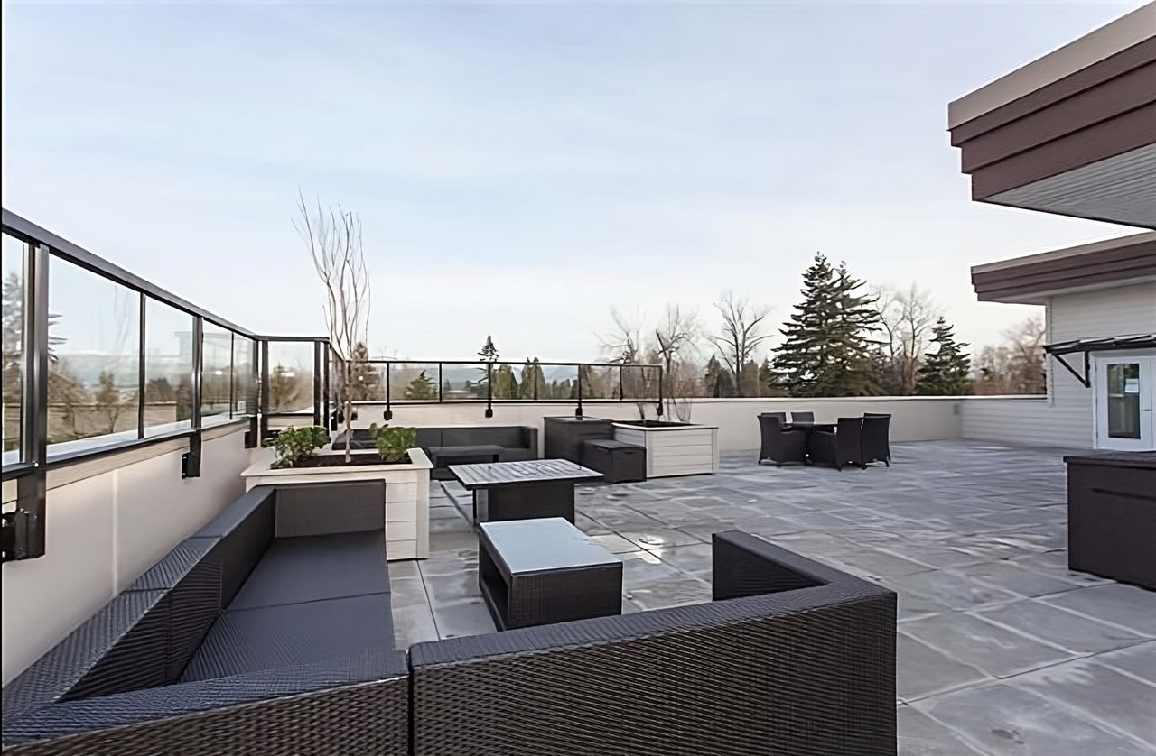 520-13768 108 Ave