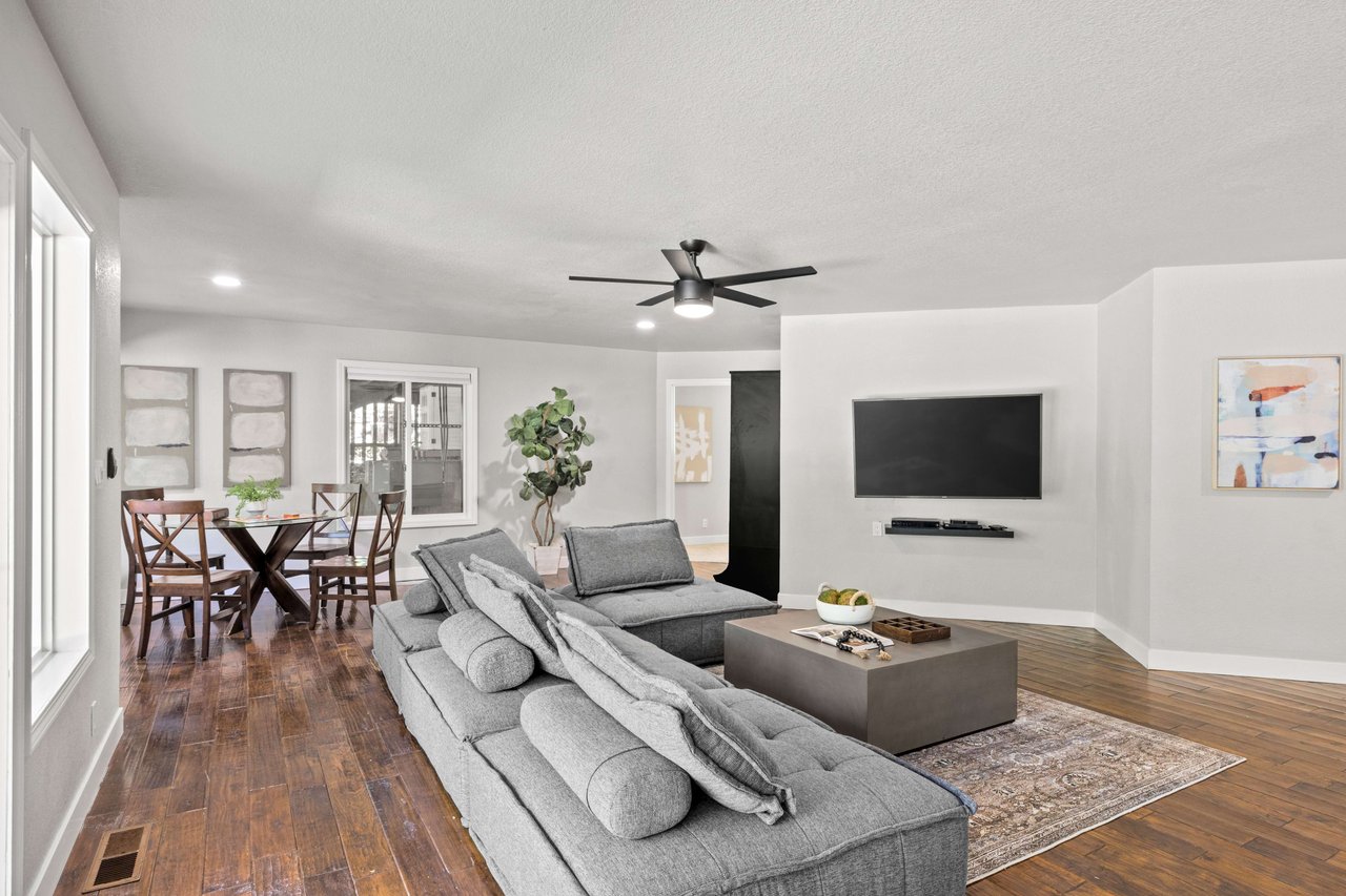 2880 Carlson Drive