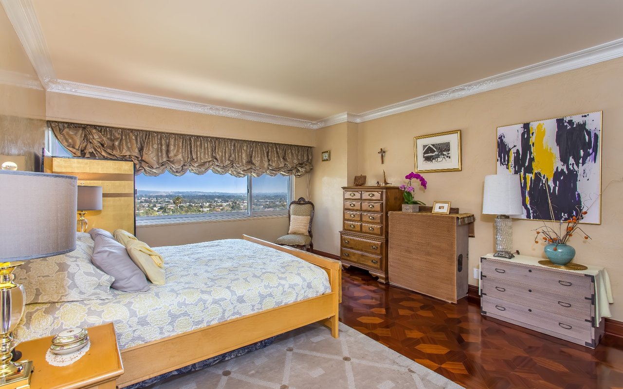 10450 Wilshire #11J