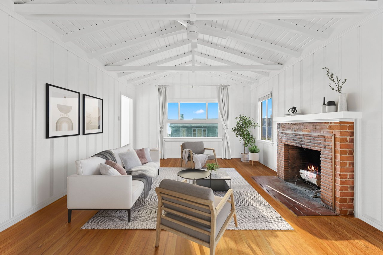 Charming Manhattan Beach Cottage