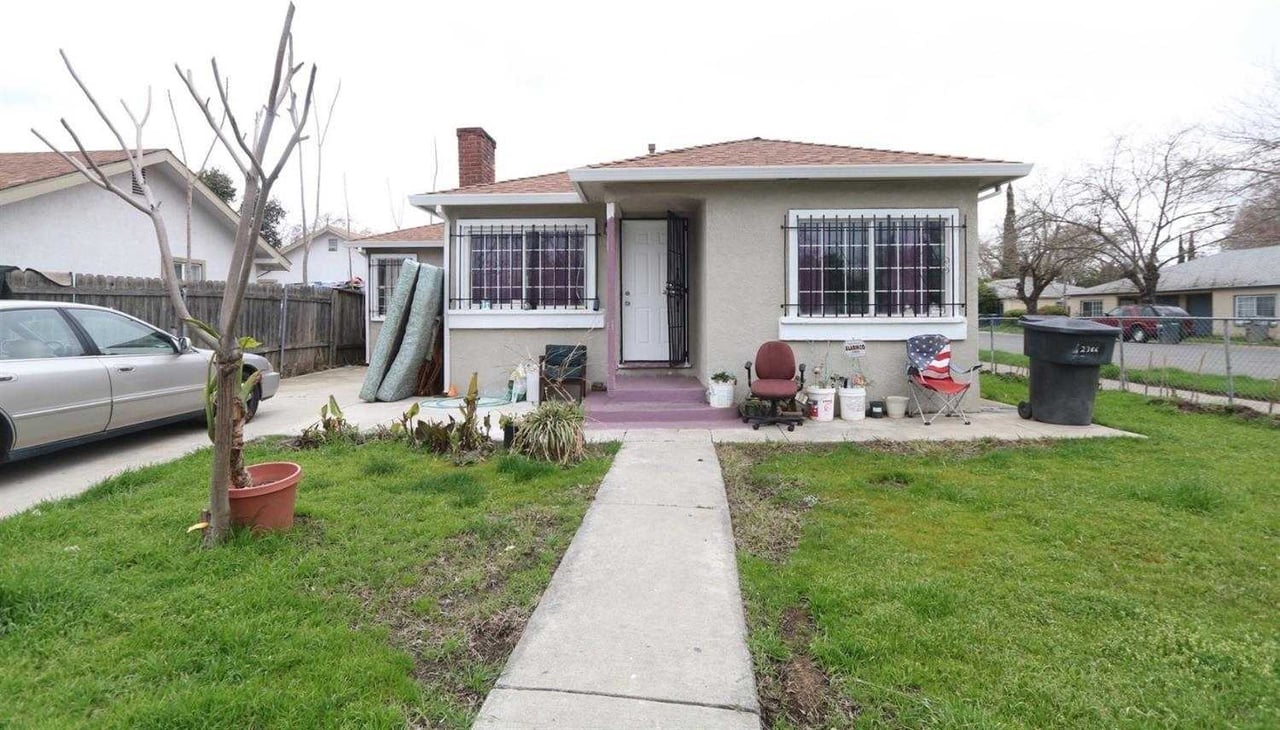 2299 Empress Street