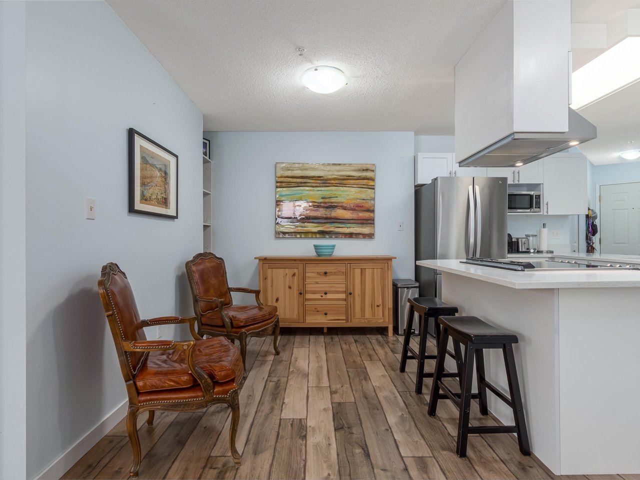 B203-40120 Willow Cres