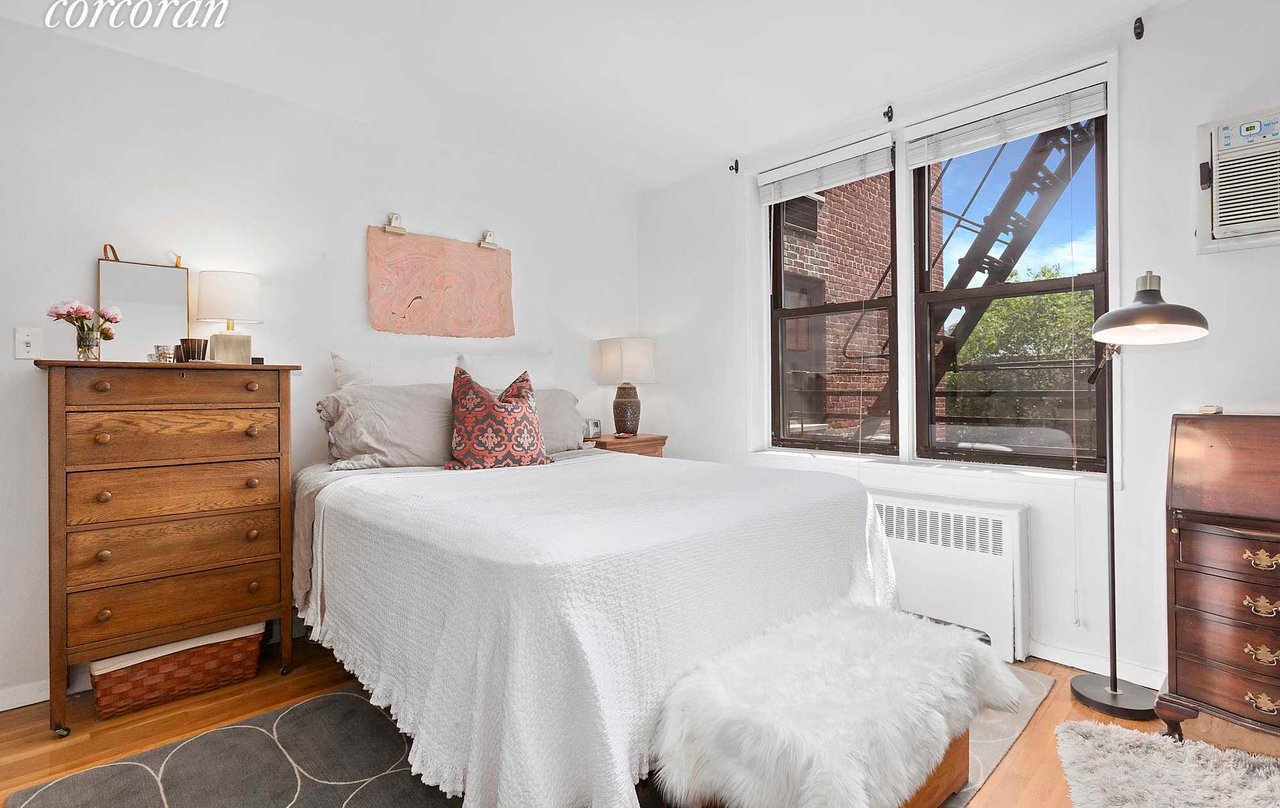 100 BANK Street Unit 4F
