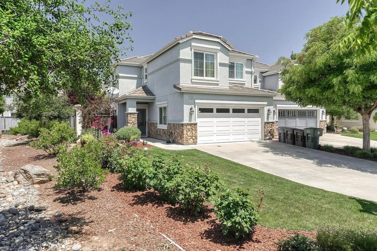 16890 San Jose Ct