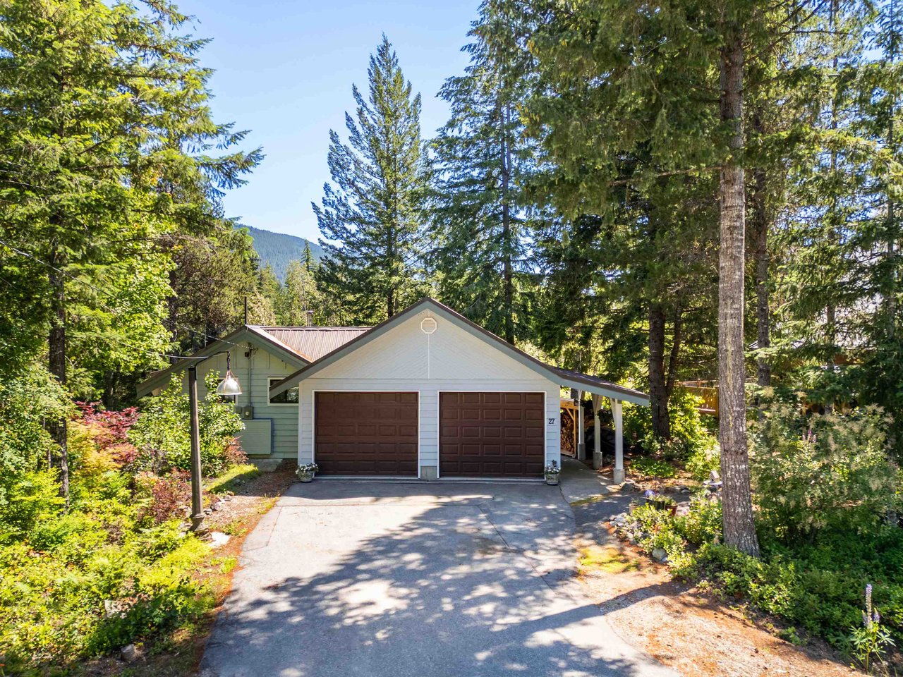 27 Cloudburst Rd