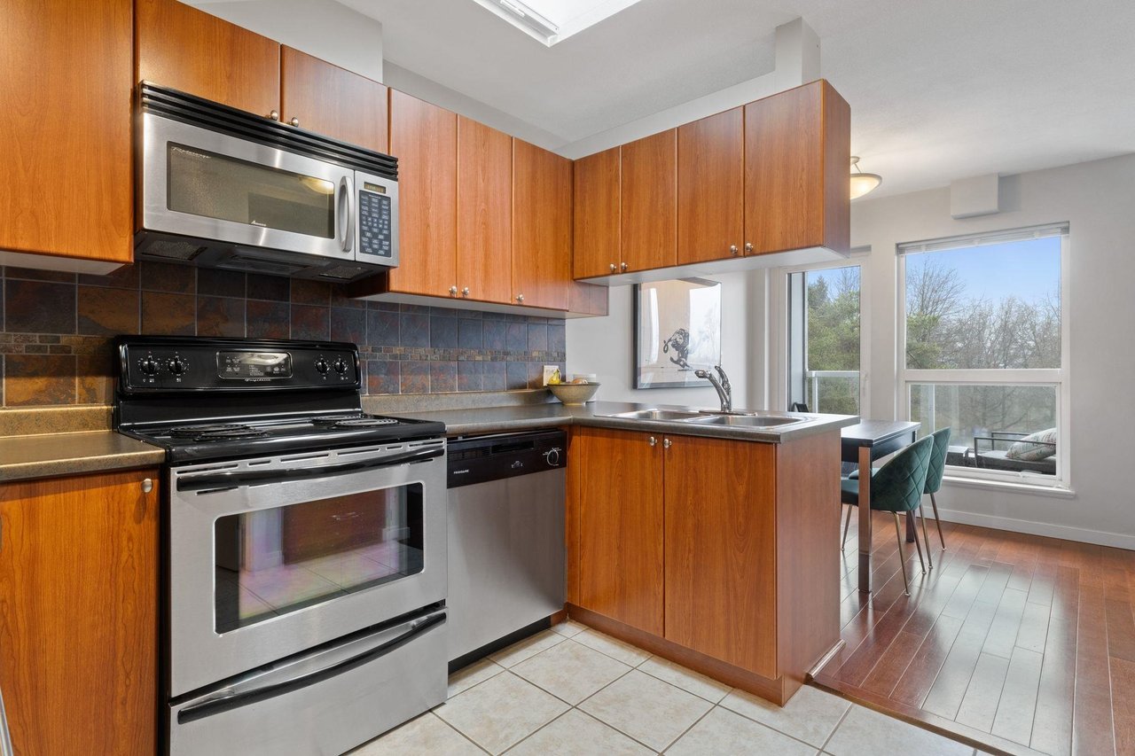 412-2891 E Hastings St