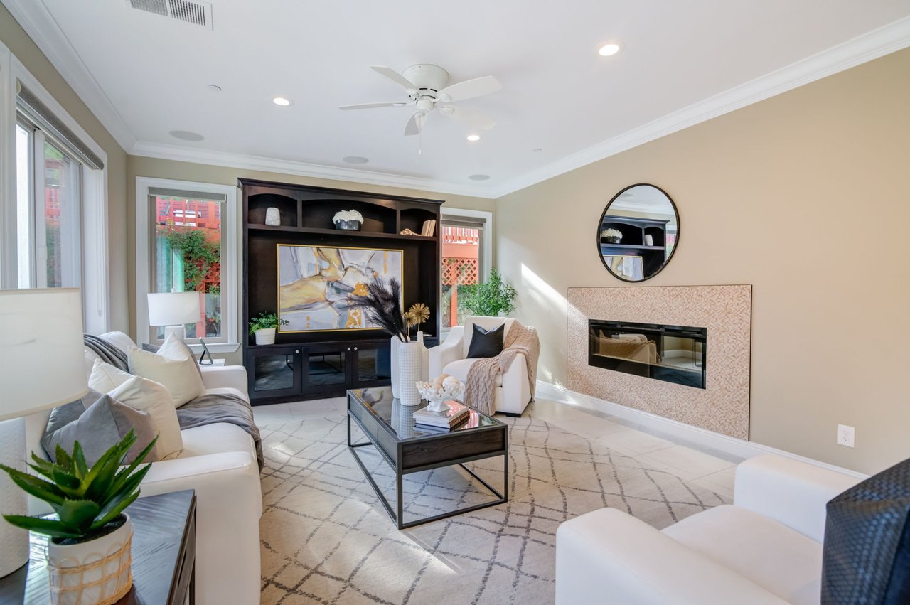 3902 Mars Court