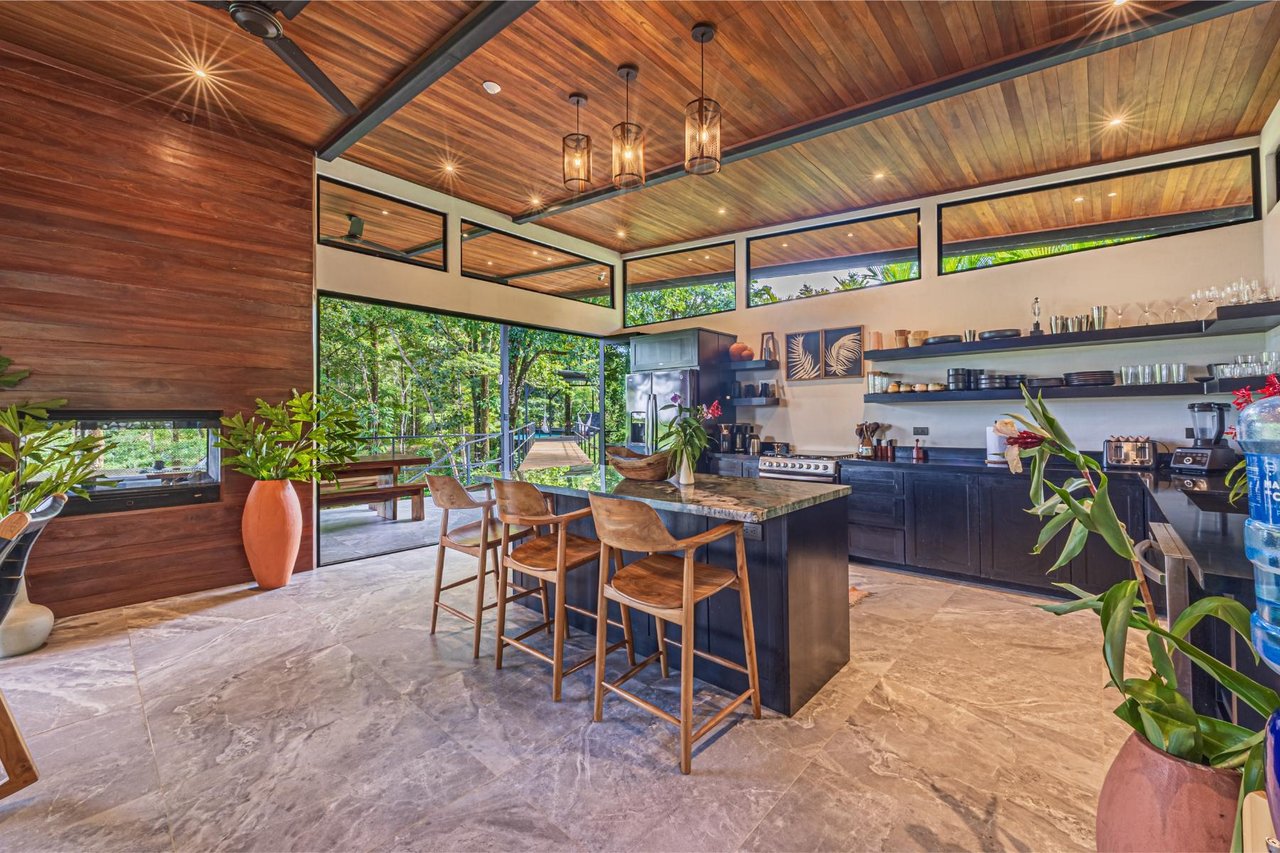 Luxury Jungle Retreat Villas, Perez Zeledon, San Jose