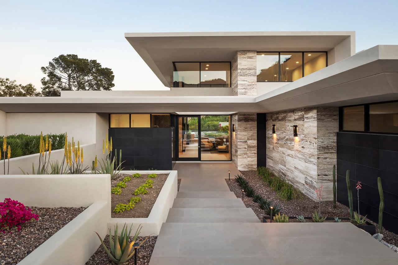 Modern Luxury home in Paradise Valley, Arizona