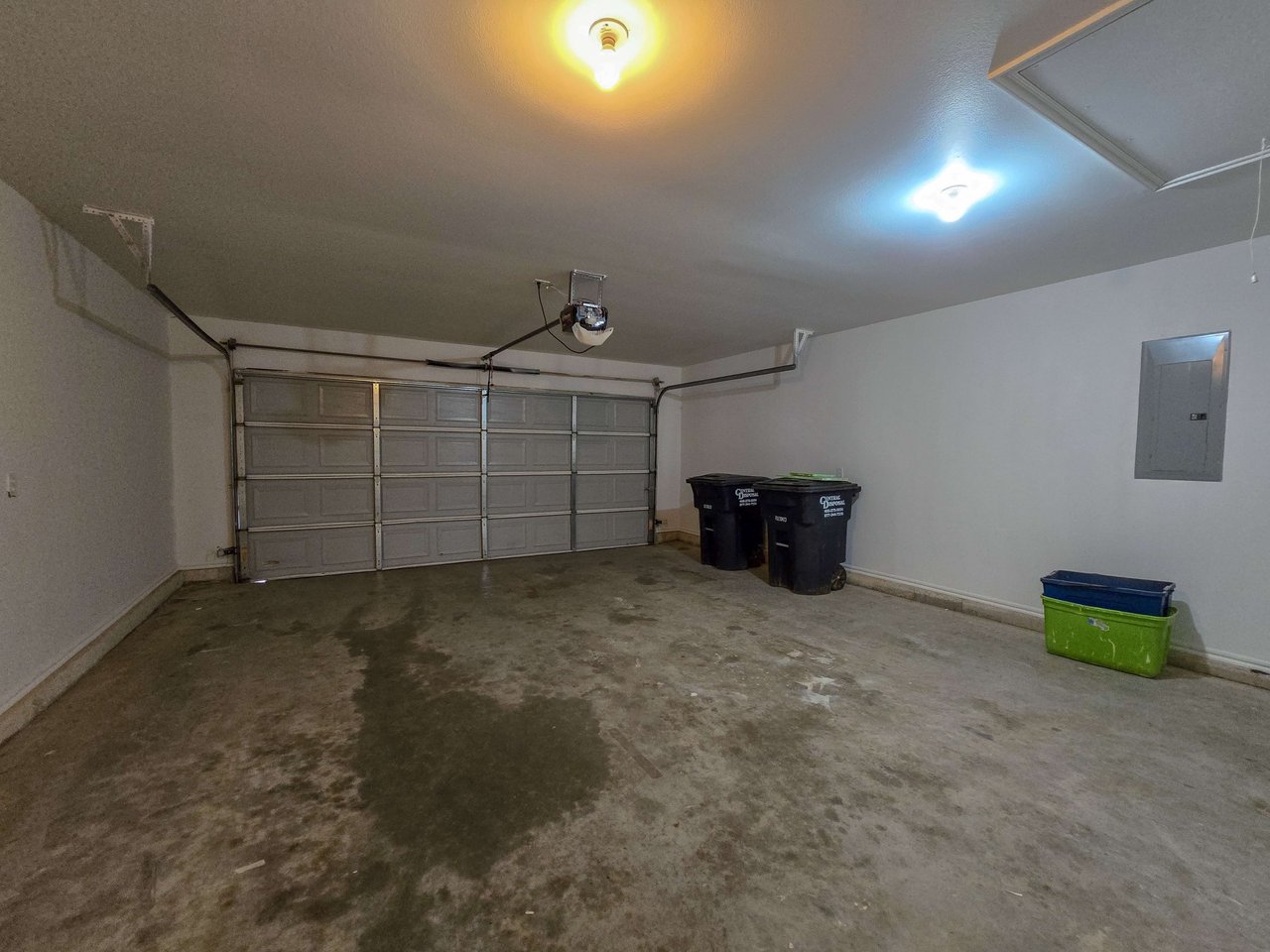 1211 Orchard Dr