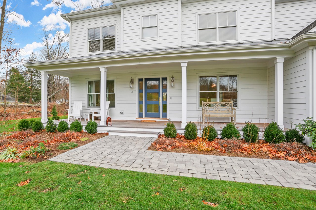4 Stonewall Lane