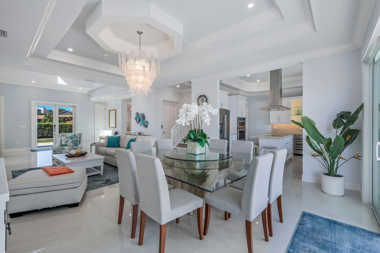 31 Manor Terrace, Marco Island