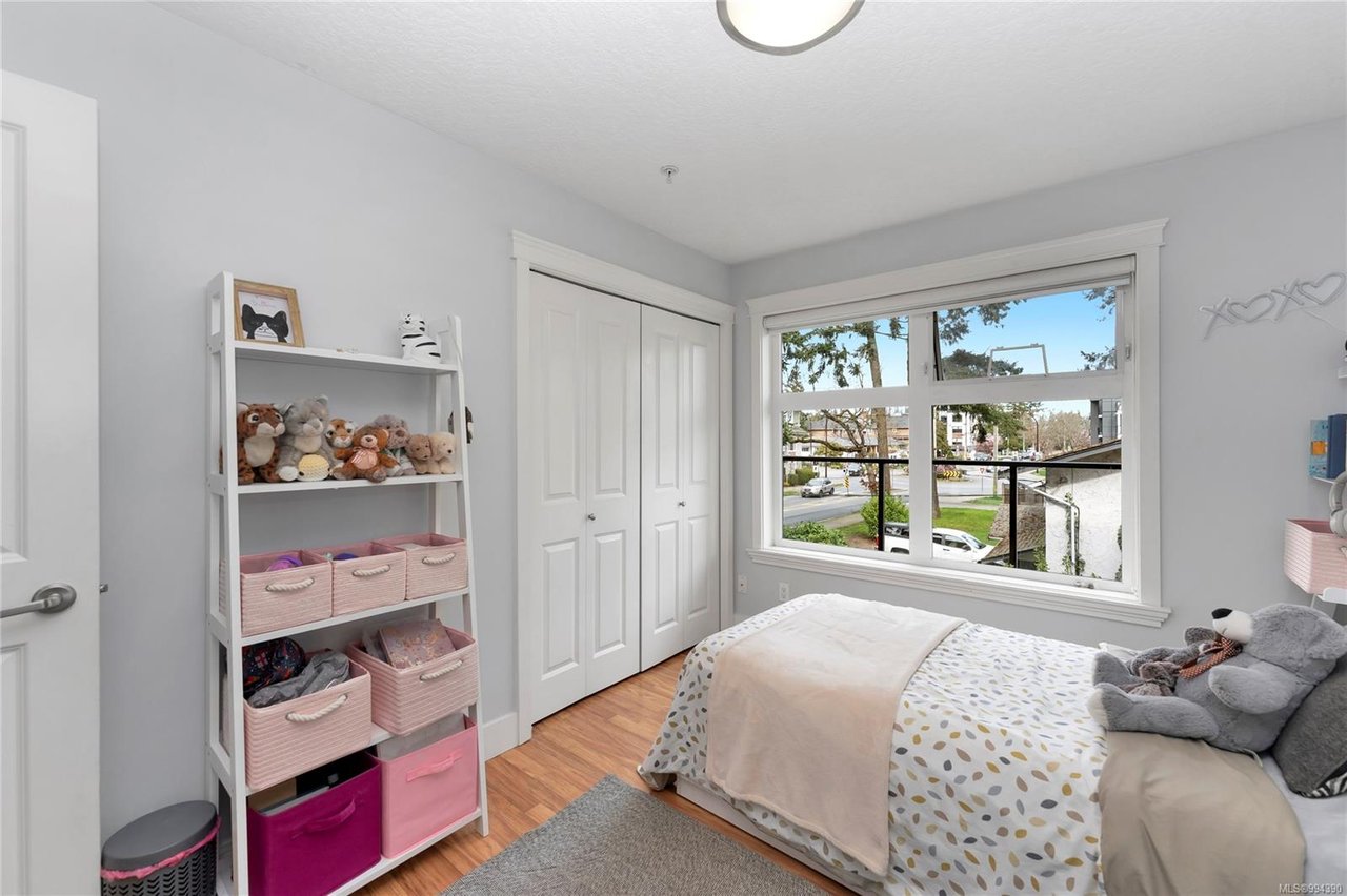204-2717 Peatt Rd