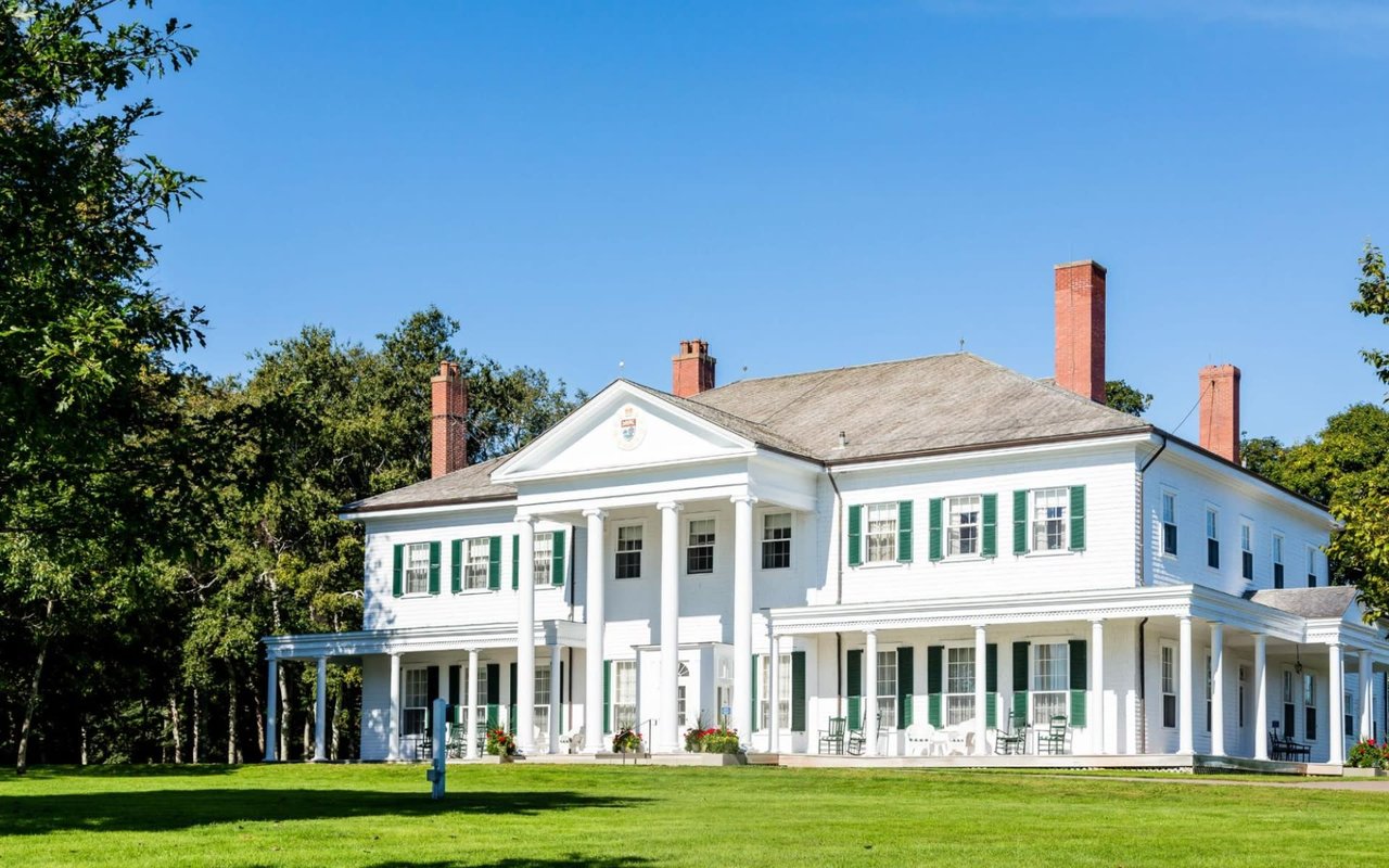 What You Need to Know About the Long-Term Value of Luxury Real Estate in New Canaan