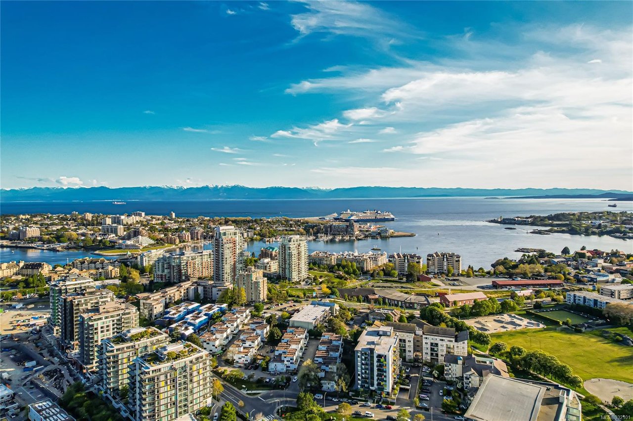 801-399 Tyee Rd