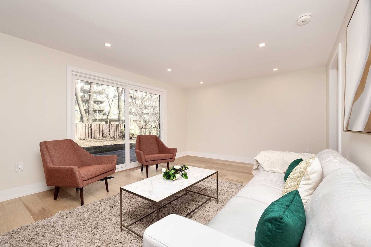 3131 Lenester Dr