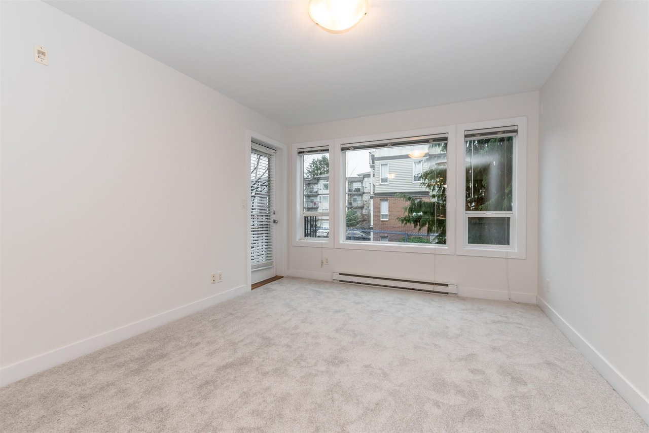 202-9422 Victor St