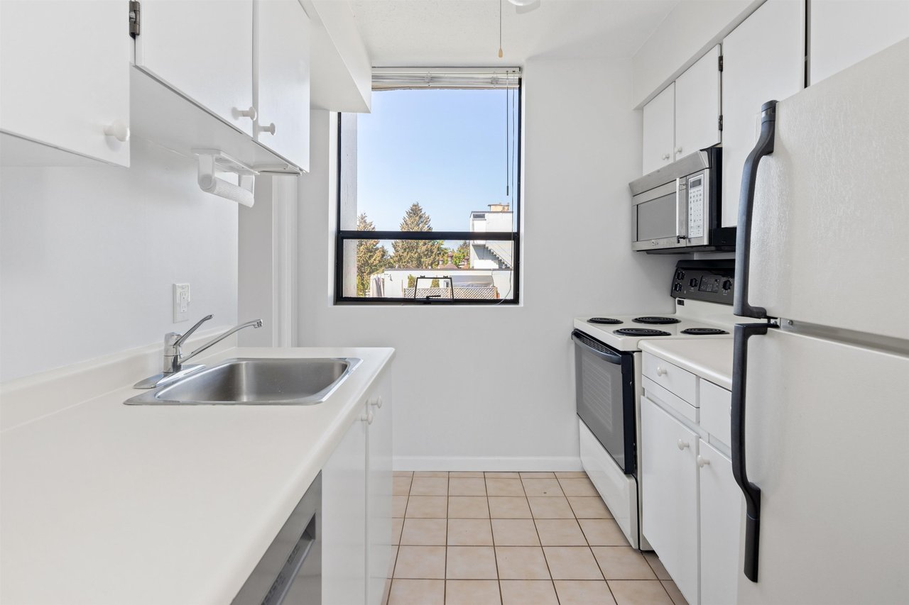 803-1737 Duchess Ave