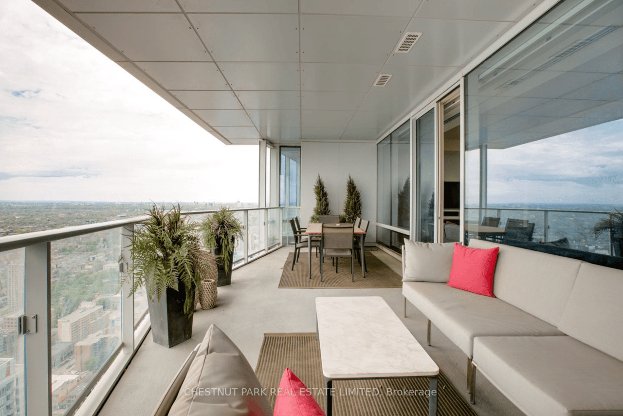 Suite 5302- 180 University Avenue