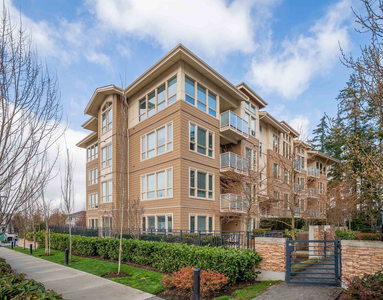 104-8360 Delsom Wy