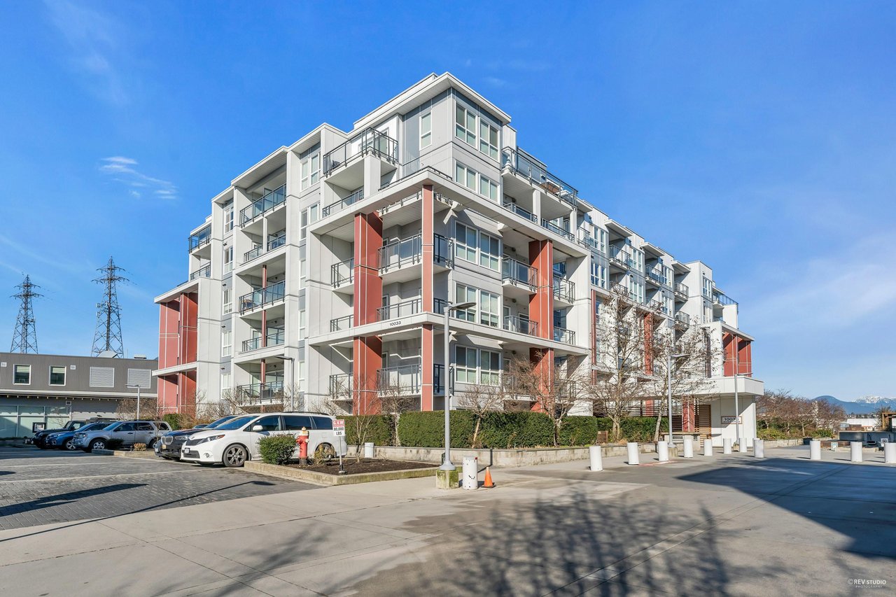 711-10033 River Dr