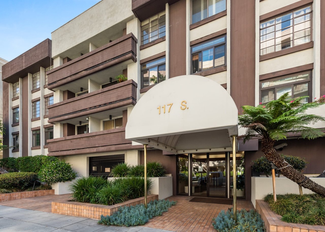 117 S Doheny Dr #309