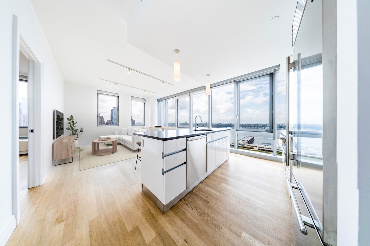 550 West 54th Street, Apt 28B