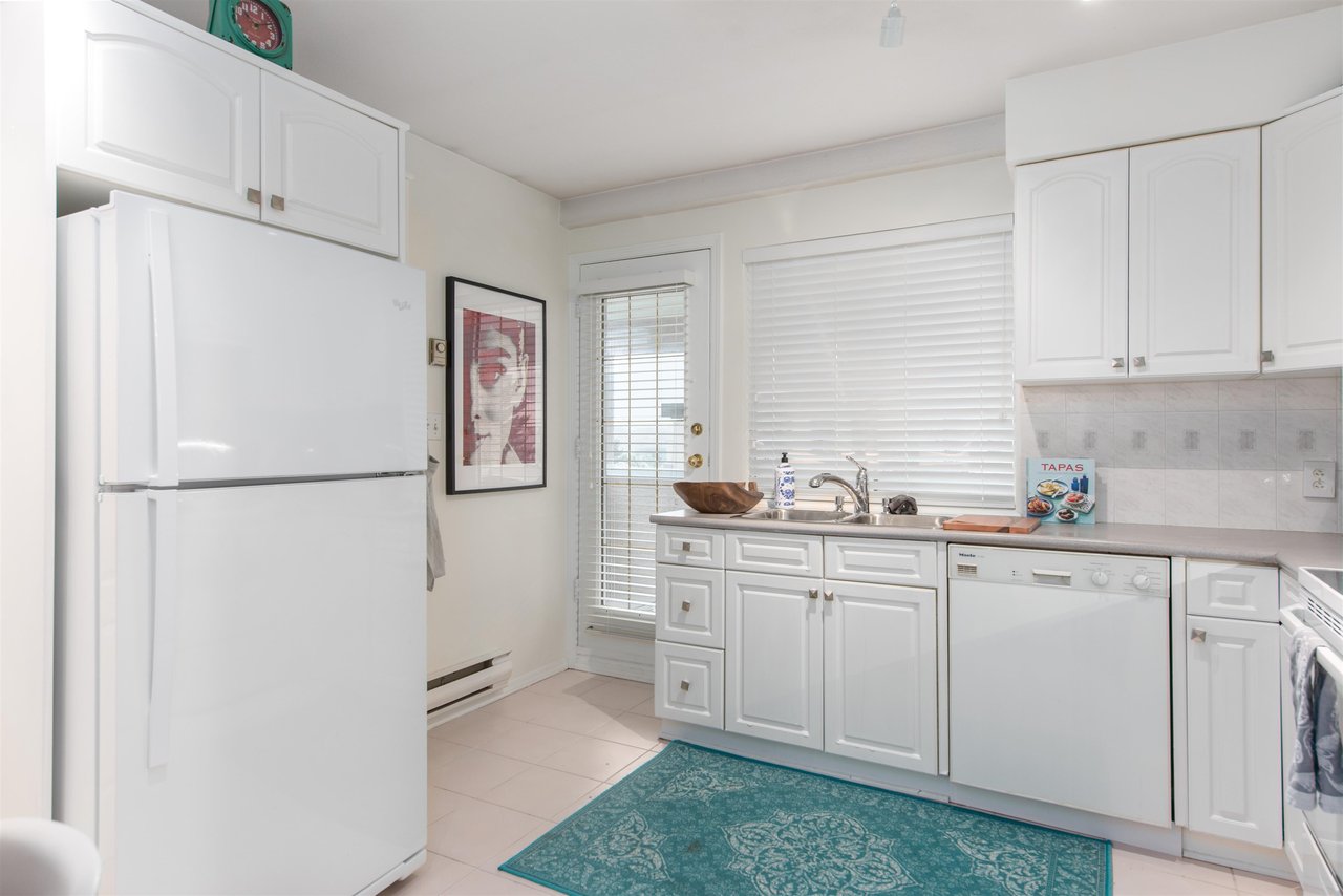 202-788 W 8th Ave