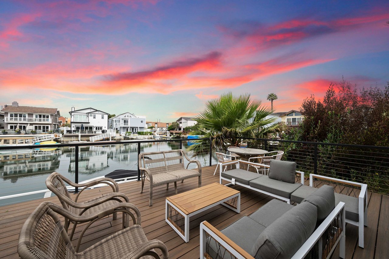 Stunning Waterfront Oasis in Channel Islands Harbor