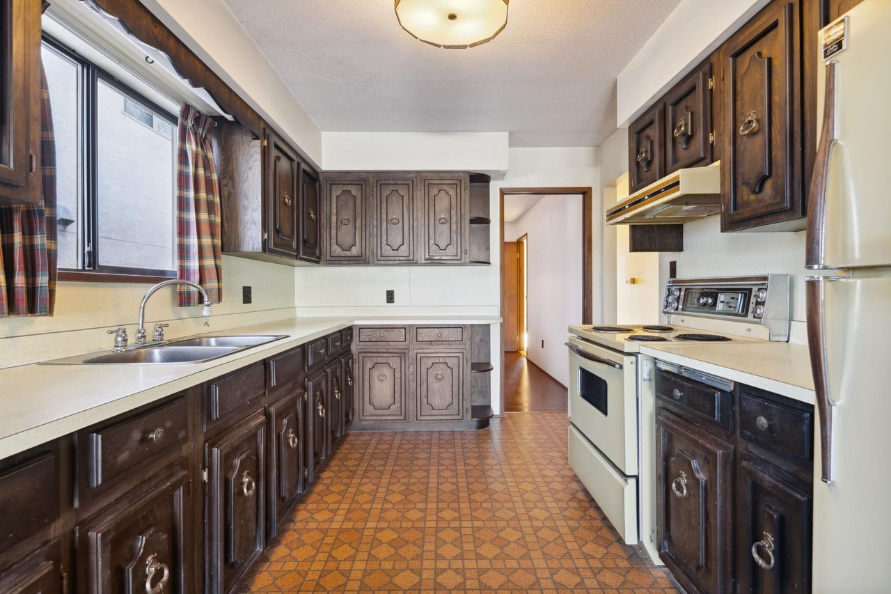 2235 E 51st Avenue, Vancouver