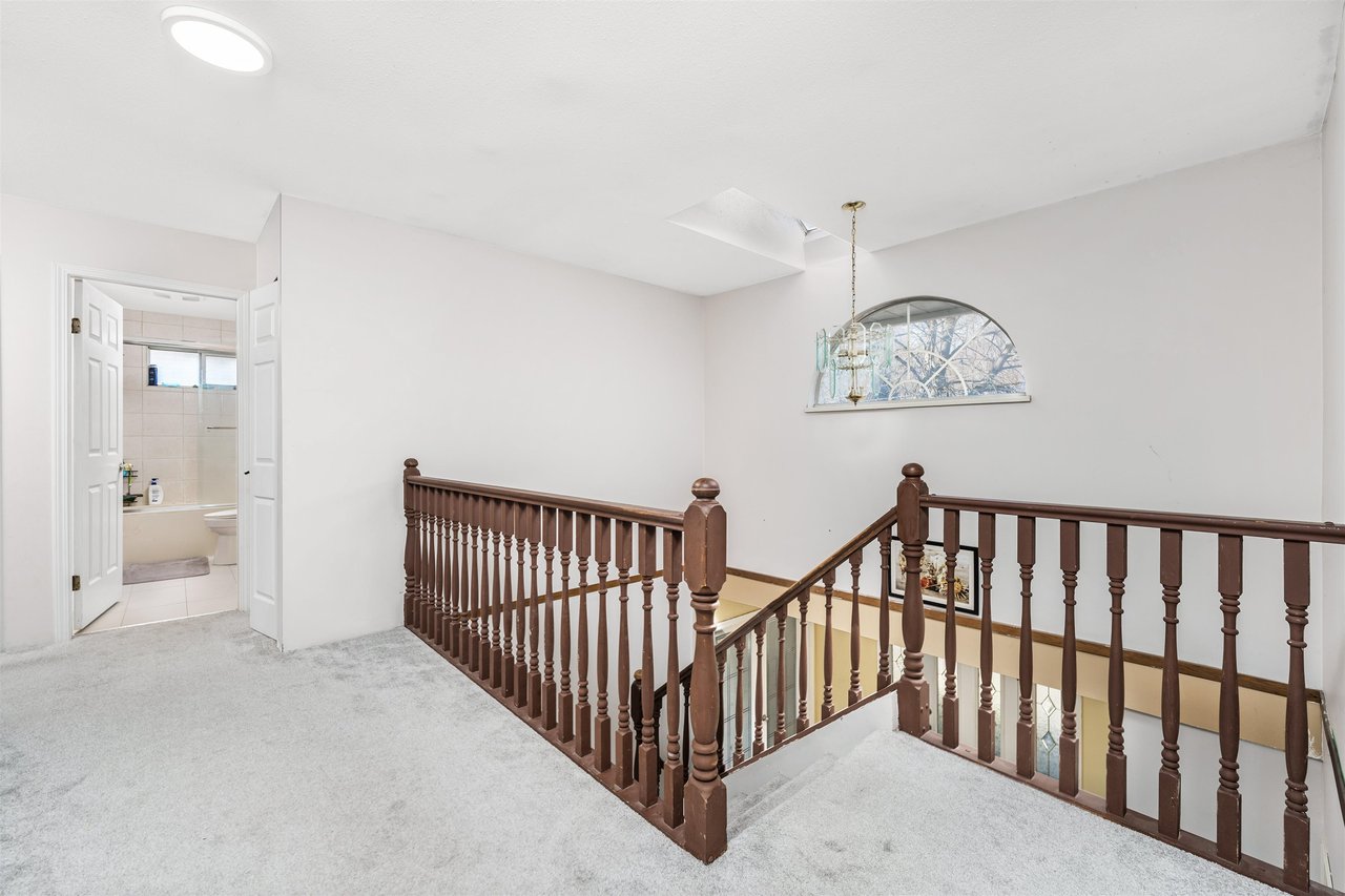 8494 140 St