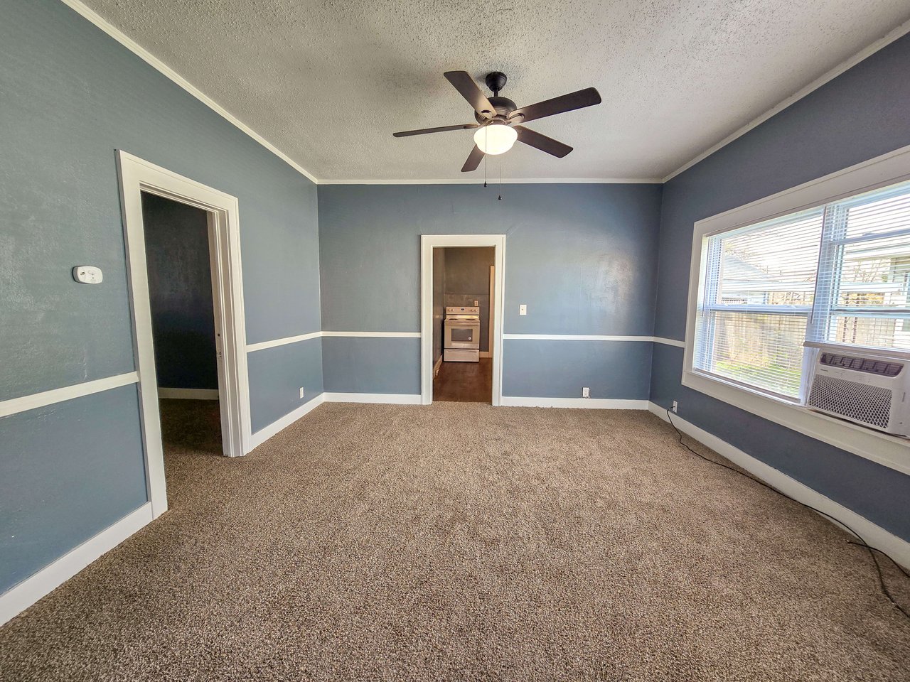 810 N Kickapoo
