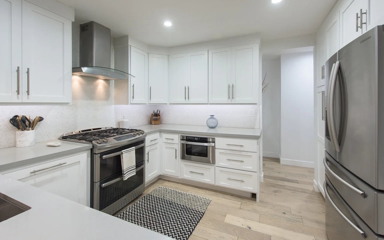 3901 ½ Ventura Canyon