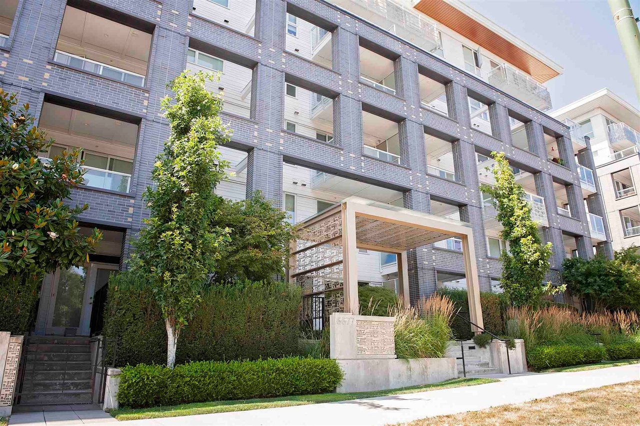 306-6677 Cambie St