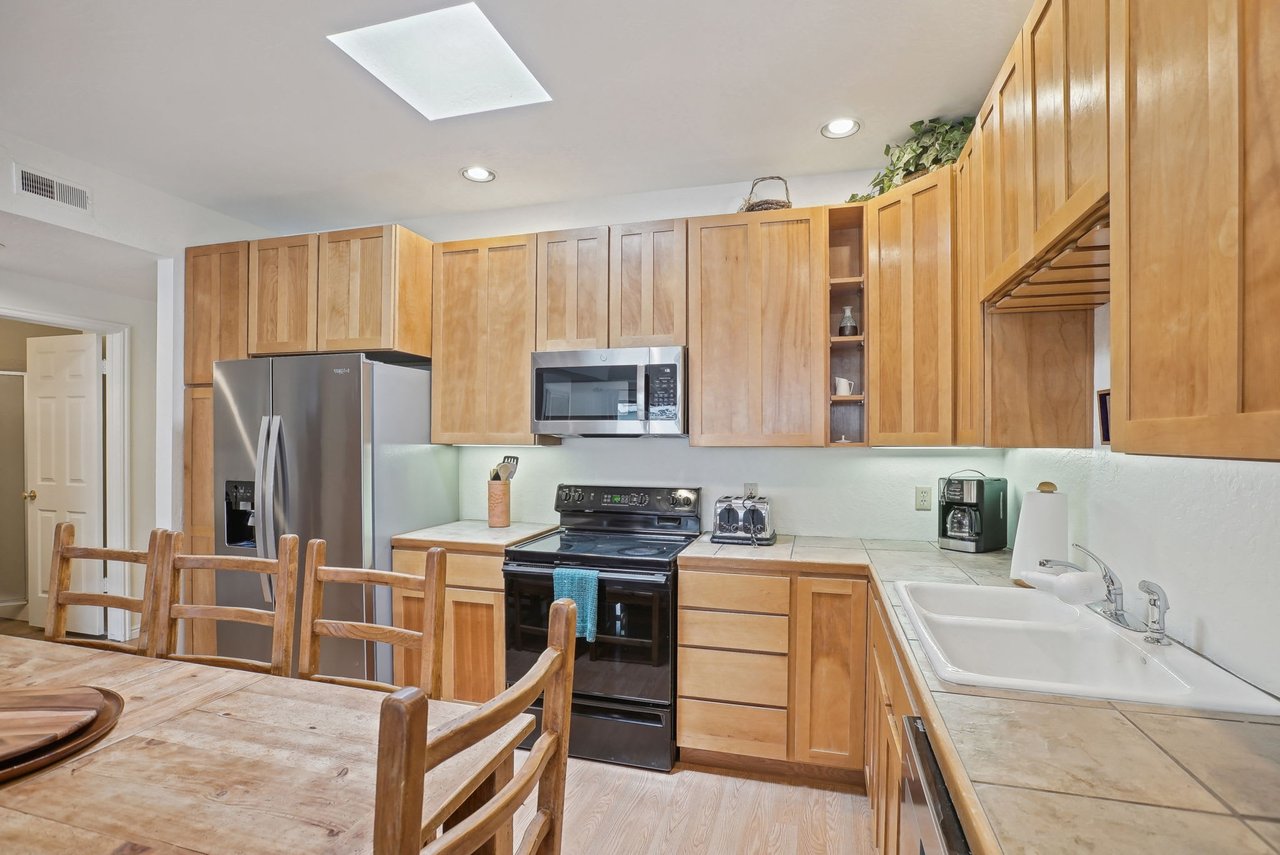1403 Park Avenue #303