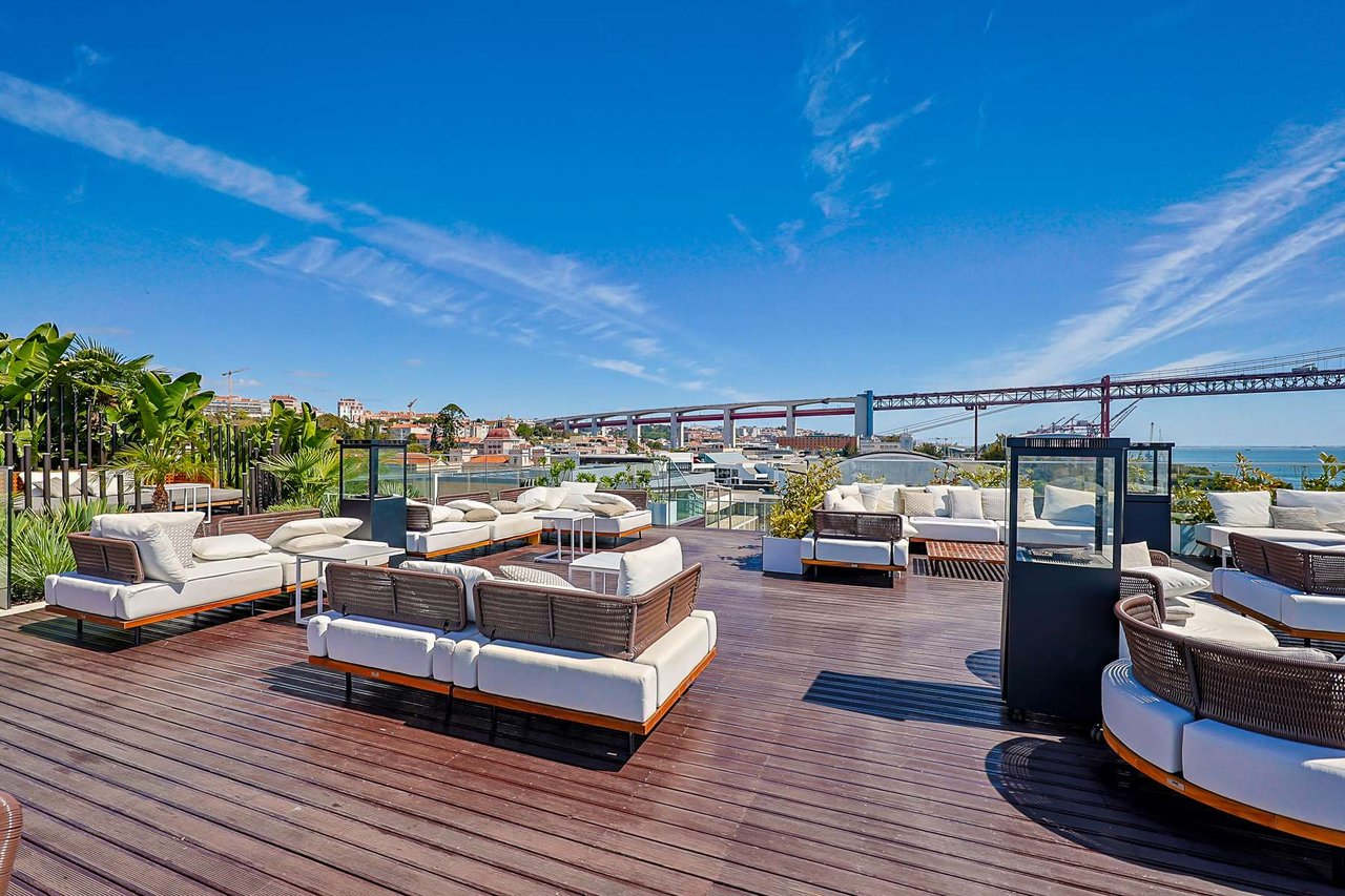 One-Bedroom Apartment in Lisbon’s Hyatt Regency