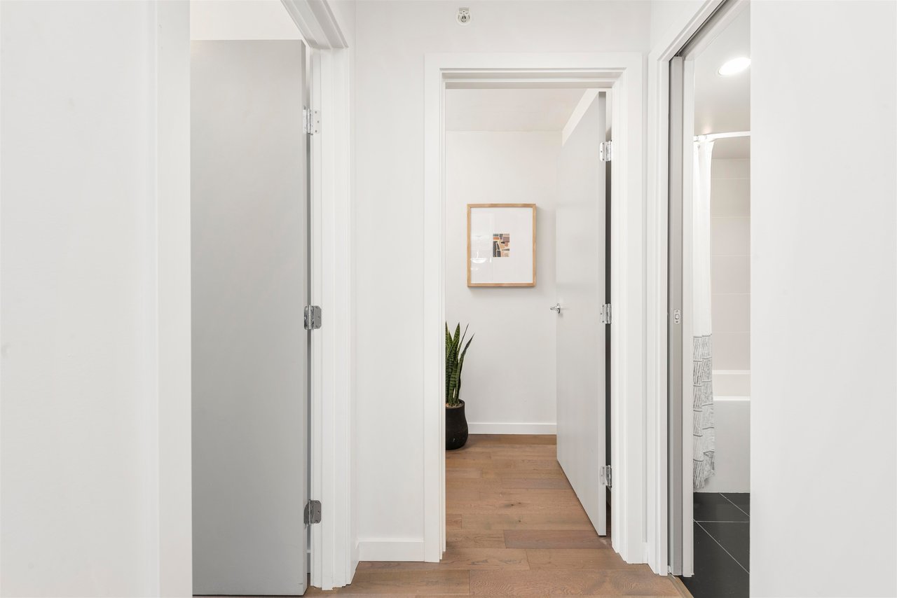 1110-161 W Georgia St