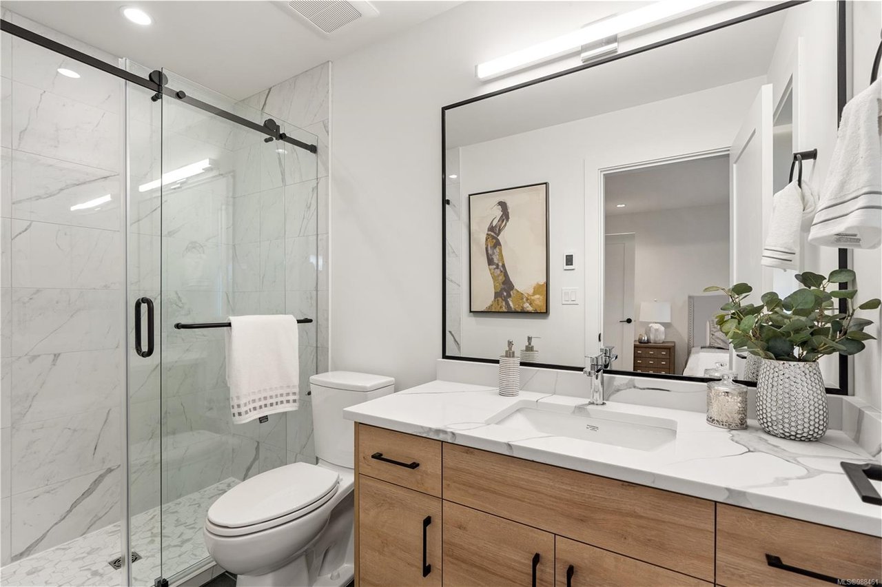 480 Grafton St, Esquimalt