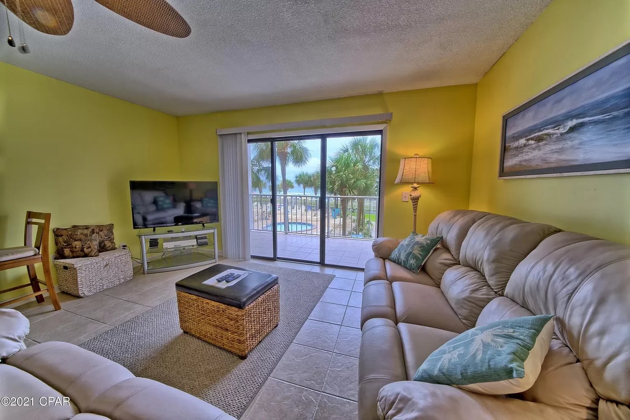 8743 Thomas Drive Unit 209