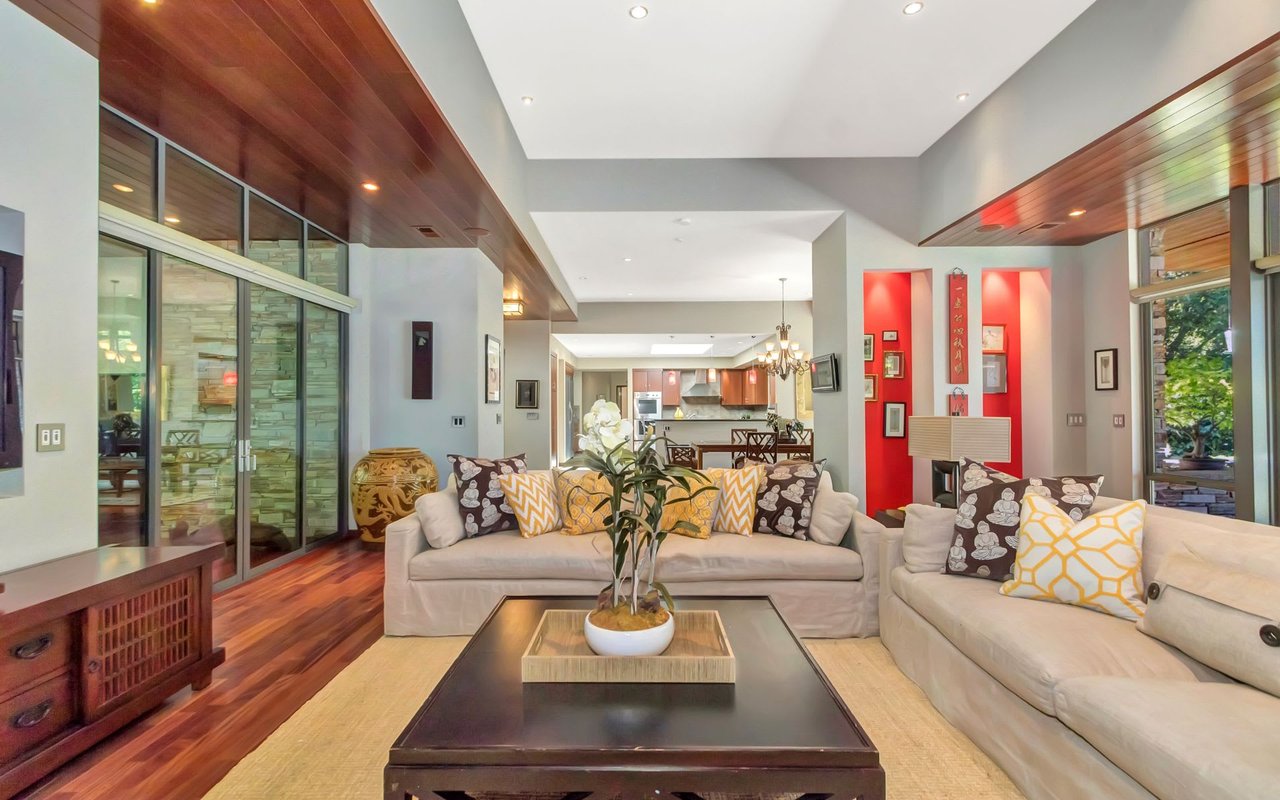 1 Camellia Ln