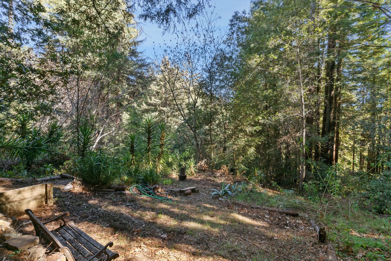 6121 Fern Flat Road