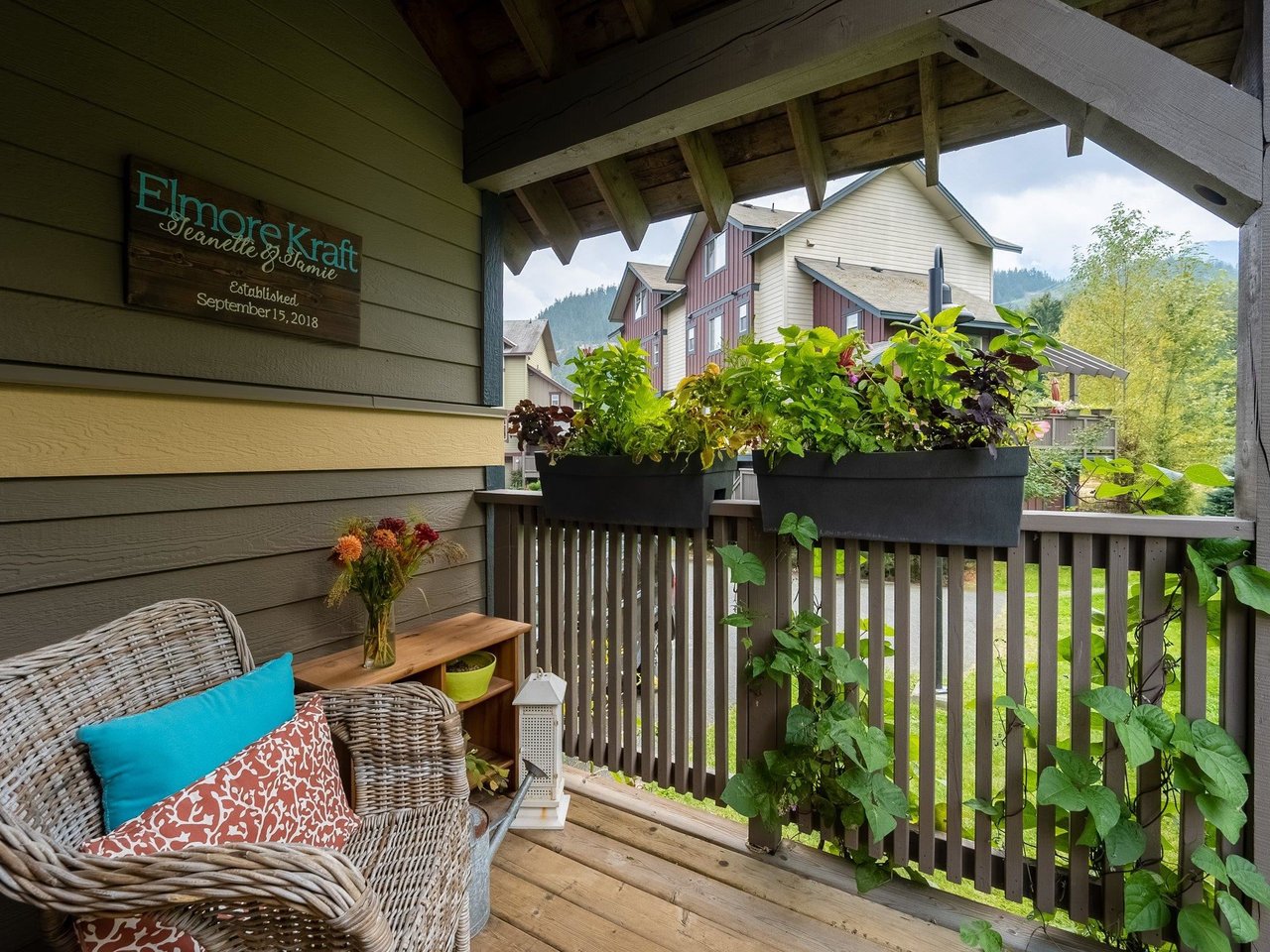13-1446 Vine Rd
