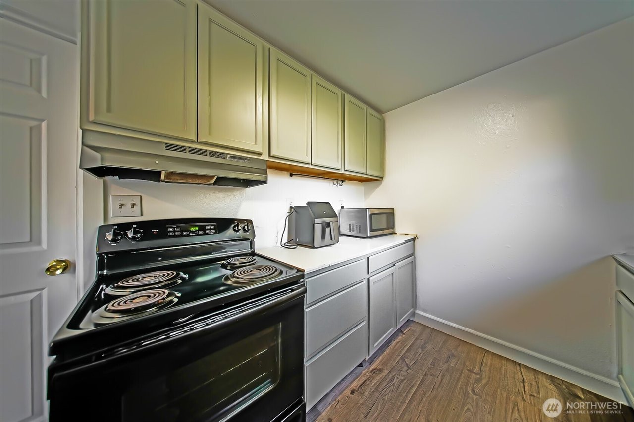 513 E 78th Street, Tacoma