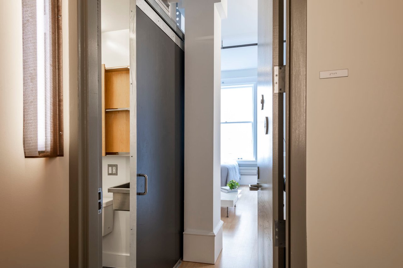 83 McAllister Street #404