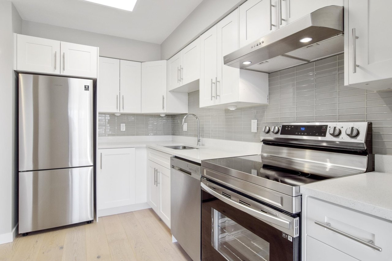 1009-1327 E Keith Rd