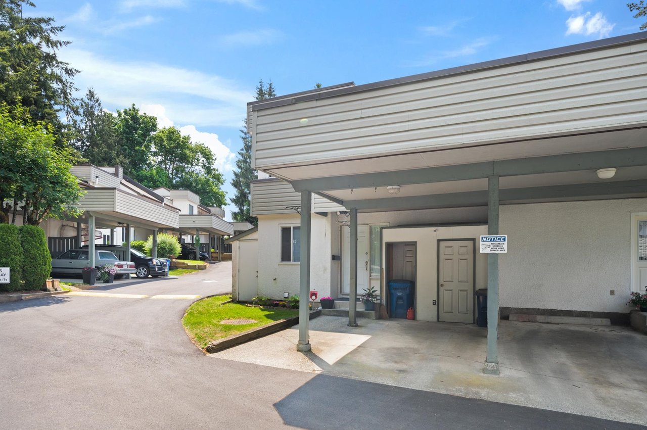 24-2830 W Bourquin Cres