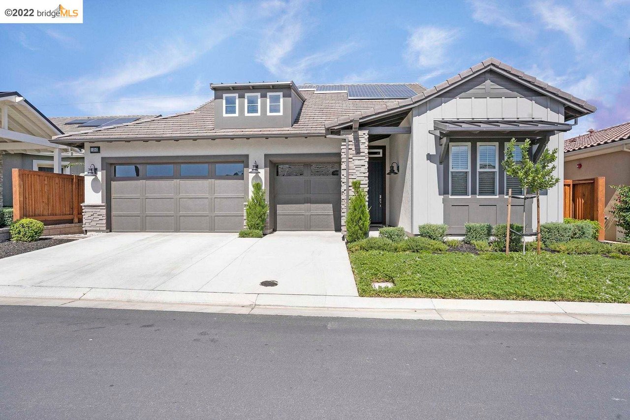 1593 Chianti Ln