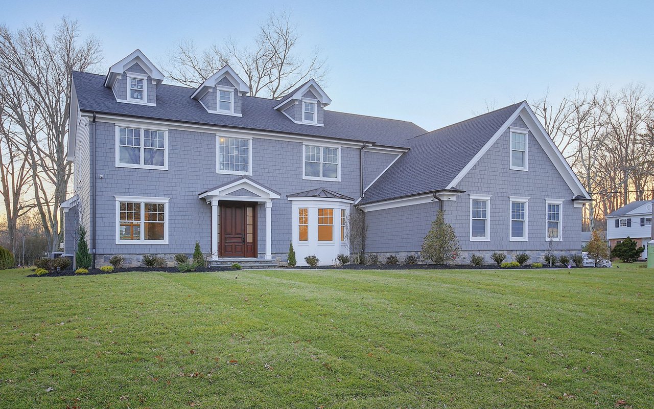 705 Tuxford Turn